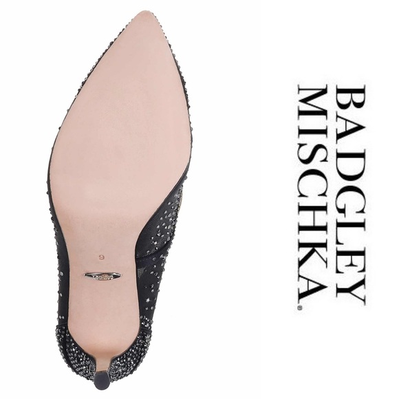 Badgley Mischka Weslee Pointy Toe Pump - Picture 5 of 8